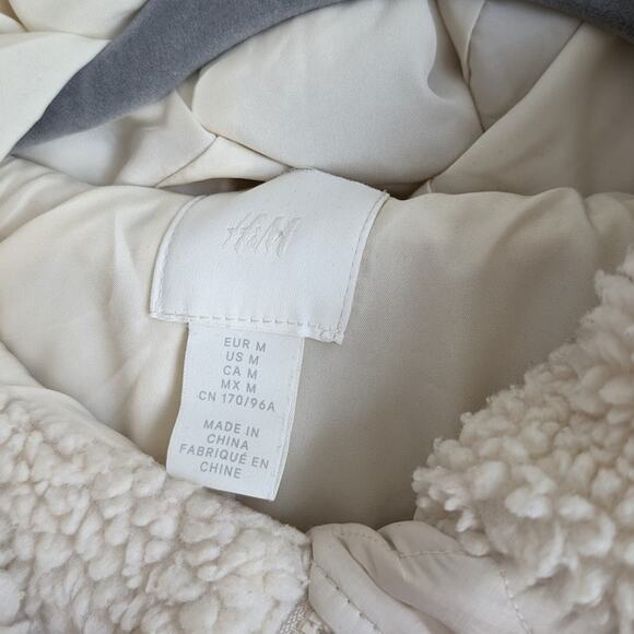 H&M HM Beige Overzised Full Zip Long Sleeve Teddy Coat Jacket, size M - Picture 3 of 10